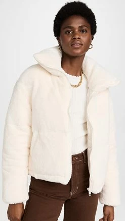 Flash Sale ???? Apparis Billie Jacket Ivory ????